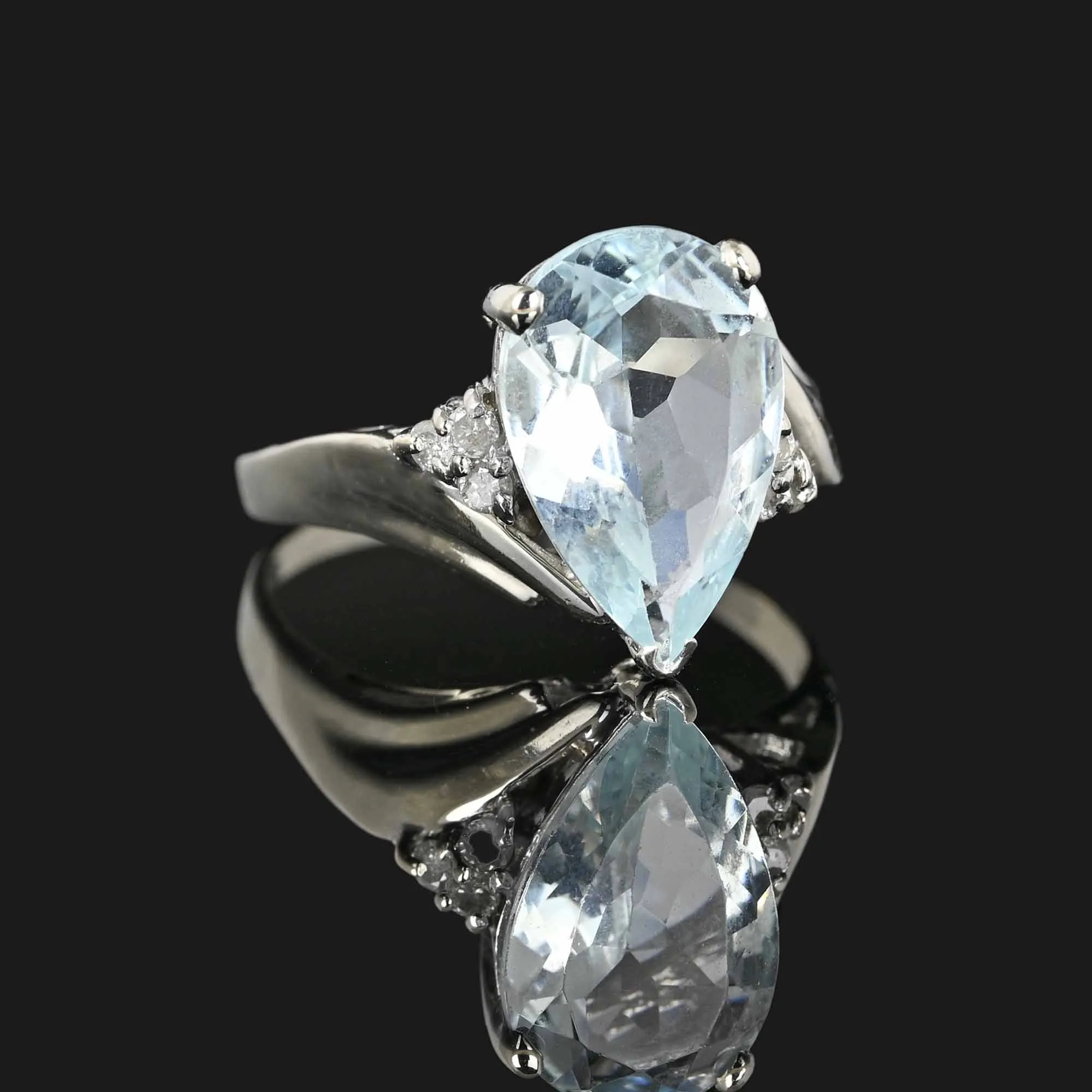 Vintage Diamond Pear Cut Aquamarine Ring
