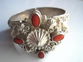 Vintage Etruscan 800 Silver and Coral  Italian Hinged Bracelet